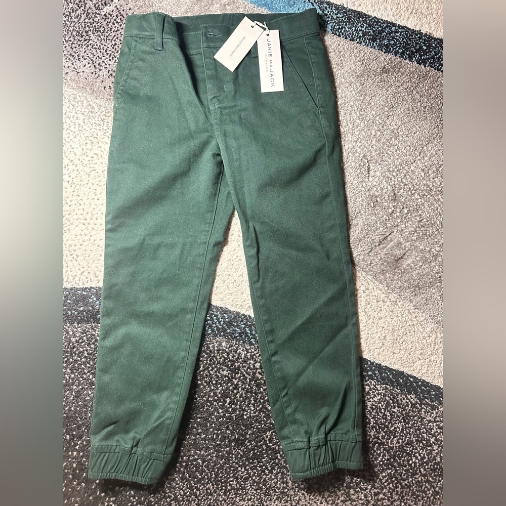 Jane and Jack boy’s Forest Green Pants Size: 5，NEW WITH TAGS
